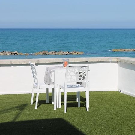 La Terrazza Sul Mare B&B Francavilla Al Mare Exterior foto